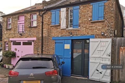 undefined, Florist Mews, London, SE6