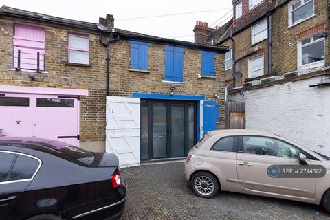 undefined, Florist Mews, London, SE6