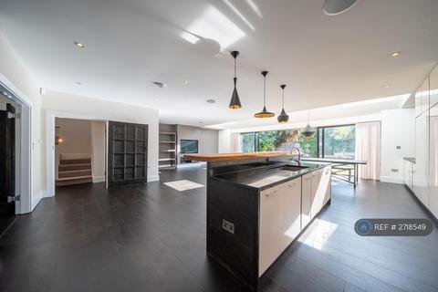 5 bedroom detached house to rent, Copse Hill, London, SW20