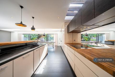 5 bedroom detached house to rent, Copse Hill, London, SW20
