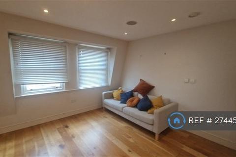 2 bedroom flat to rent, St Annes Hill, London, SW18
