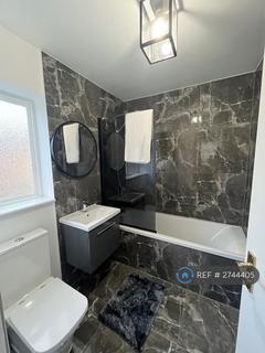2 bedroom flat to rent, Ilbert Street, London, W10