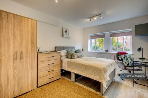 1 bedroom in a house share to rent, Axial Drive, Colchester, CO4