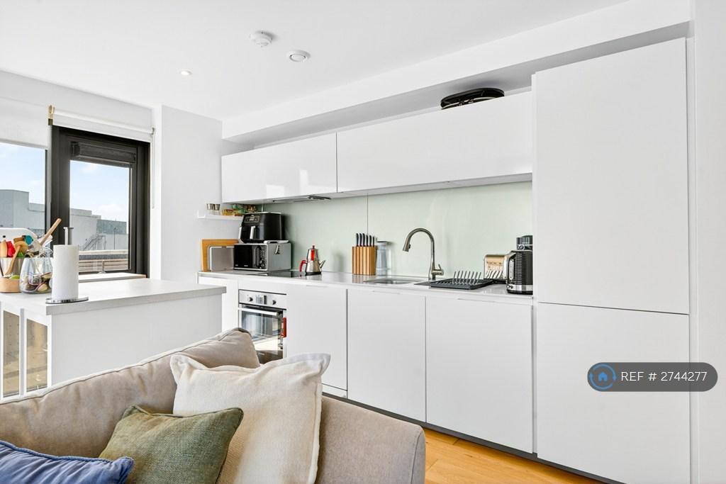 Kitchen / Living