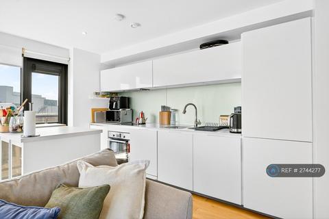 2 bedroom flat to rent, Hardwicks Square, London, SW18