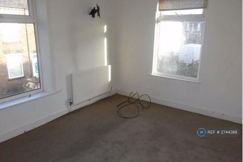 2 bedroom terraced house to rent, Platt Street, Leigh, WN7