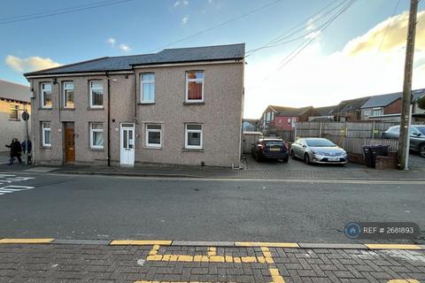 1 bedroom flat to rent, Russell Street, Pontnewydd, Cwmbran, NP44