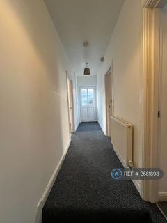 1 bedroom flat to rent, Russell Street, Pontnewydd, Cwmbran, NP44