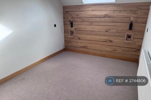 1 bedroom semi-detached house to rent, The Old Workshop, Stratton, Cirencester, GL7