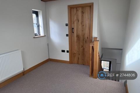 1 bedroom semi-detached house to rent, The Old Workshop, Stratton, Cirencester, GL7