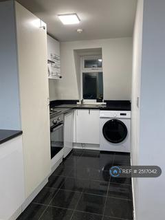 2 bedroom flat to rent, Dollis Road, London, NW7