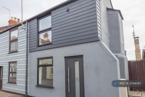 1 bedroom end of terrace house to rent, High Street, Great Yarmouth, NR31