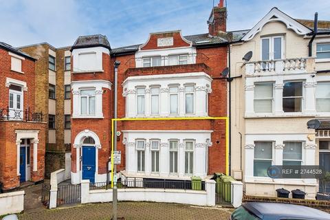 1 bedroom flat to rent, Mysore Road, London, SW11
