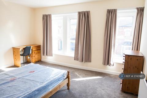 undefined, Milton Road, Southampton, SO15