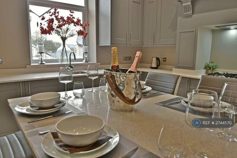 1 bedroom in a house share to rent, Schofield Road, Rossendale, BB4