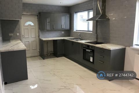 undefined, Southfield Road, Huddersfield, HD5