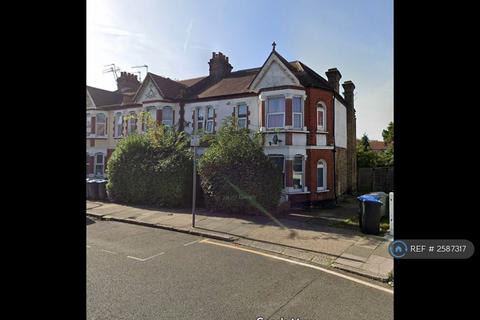 3 bedroom flat to rent, St. Johns Road, Wembley, HA9