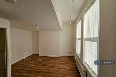 undefined, Kremlin Drive, Liverpool, L13