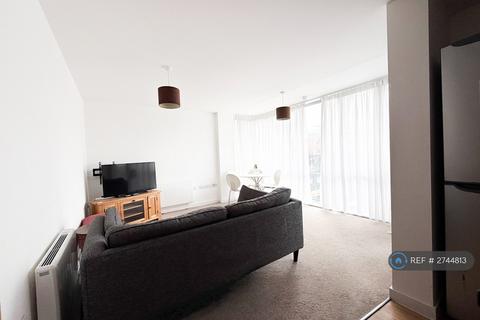 2 bedroom flat to rent, Cross Street, Portsmouth, PO1