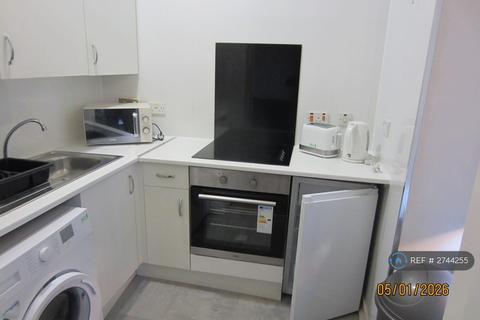 1 bedroom flat to rent, Holmlea Road, Glasgow, G44