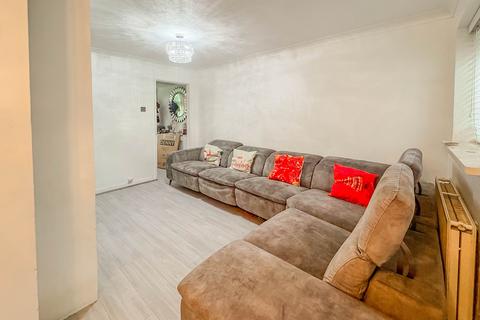 3 bedroom terraced house for sale, The Hatherley, Basildon SS14