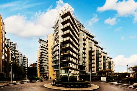 3 bedroom flat to rent, Commodore House, Juniper Drive, Battersea, SW18