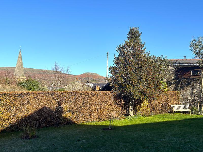 Photo 29