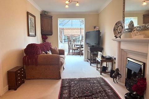 4 bedroom detached house for sale, Holywell Crescent, Abergavenny