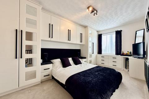 3 bedroom semi-detached house for sale, Hermitage Drive, Sutton Coldfield