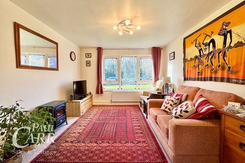2 bedroom apartment for sale, Bowlas Avenue, Four Oaks, Sutton Coldfield, B74 2TT