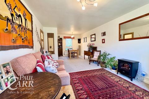 2 bedroom apartment for sale, Bowlas Avenue, Four Oaks, Sutton Coldfield, B74 2TT