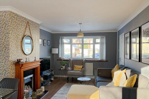 3 bedroom semi-detached house for sale, Slade Avenue, Burntwood, WS7 2EL