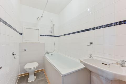 1 bedroom apartment for sale, Redman House, Lant Street, London