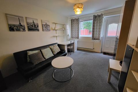 1 bedroom apartment for sale, Dillmoss Walk, Hulme., Manchester, M15 4DP