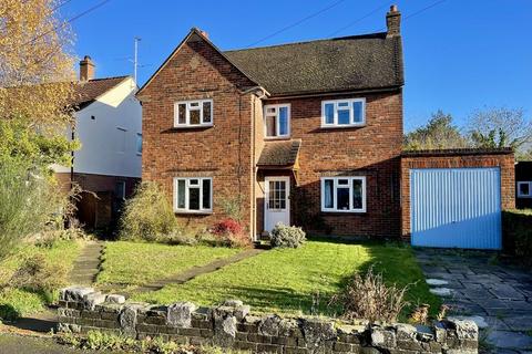 3 bedroom detached house for sale, Grove Way, Esher