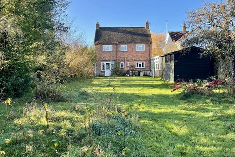 3 bedroom detached house for sale, Grove Way, Esher