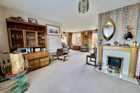 4 bedroom detached house for sale, Churchill Close, Flackwell Heath HP10