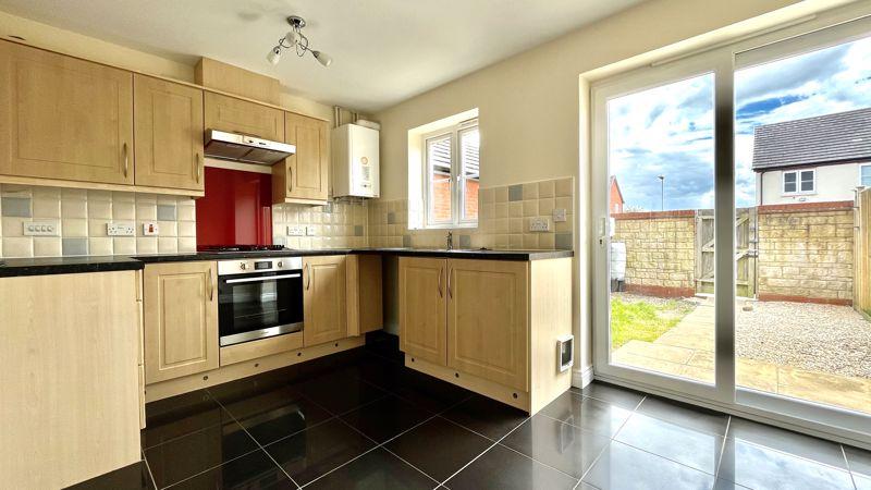 Kitchen/Dining Area