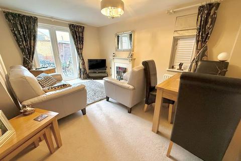 2 bedroom semi-detached house for sale, Farriers Way, Houghton Regis