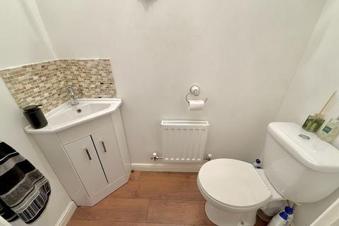 2 bedroom semi-detached house for sale, Farriers Way, Houghton Regis