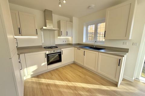 3 bedroom detached house for sale, Leighton Road, Toddington