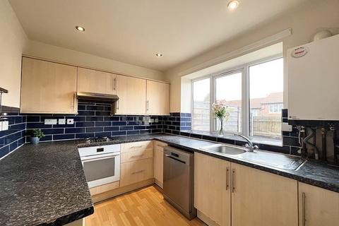 3 bedroom apartment to rent, My Street, Salford