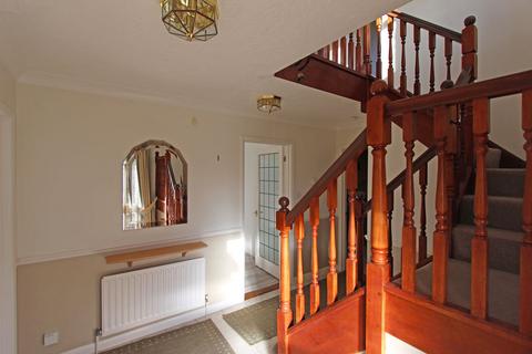 4 bedroom detached house to rent, Badgers Copse, New Milton