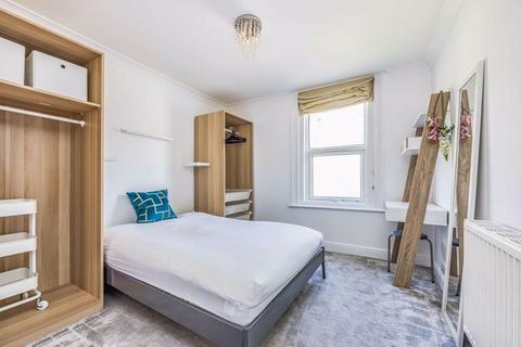 2 bedroom apartment to rent, Nightingale Road, Southsea