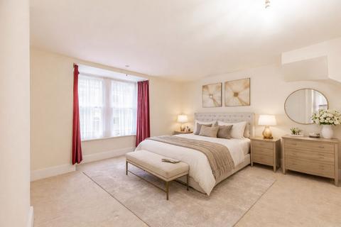 4 bedroom terraced house for sale, Stanley Street, Southsea