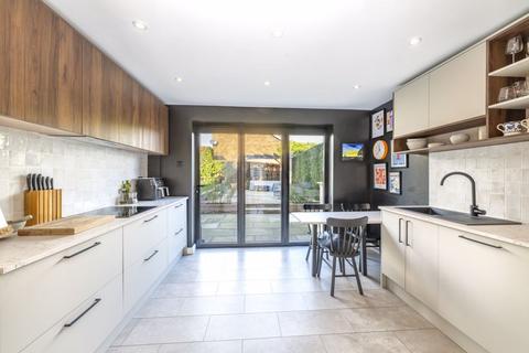 4 bedroom detached house for sale, Barnfield, Crowborough