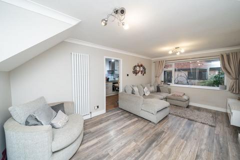 3 bedroom semi-detached house for sale, Falcon Rise, Stourbridge DY8