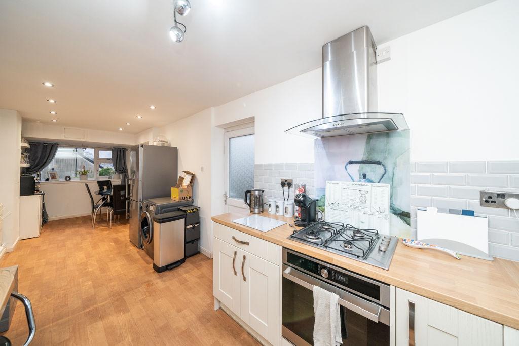 Dining kitchen