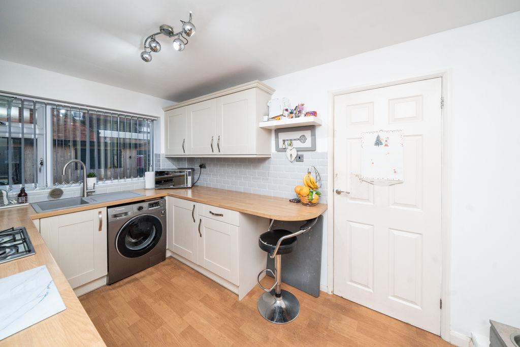 Dining kitchen
