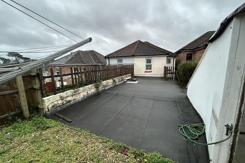 4 bedroom semi-detached house for sale, Gwynne Road, Poole BH12